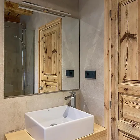 Apartment Pleta Baqueira Luxe 10 By Feelfree